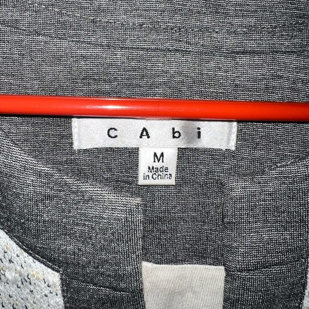 CAbi Women’s Shrunken Knit Moto Blazer Gray Size Medium - Picture 4 of 6